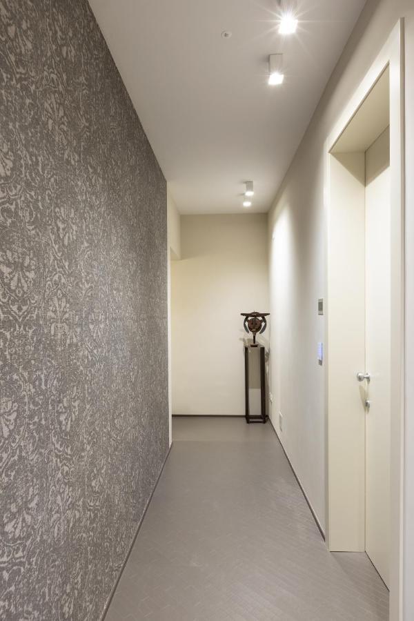 Salina Luxury Suites Parme Extérieur photo